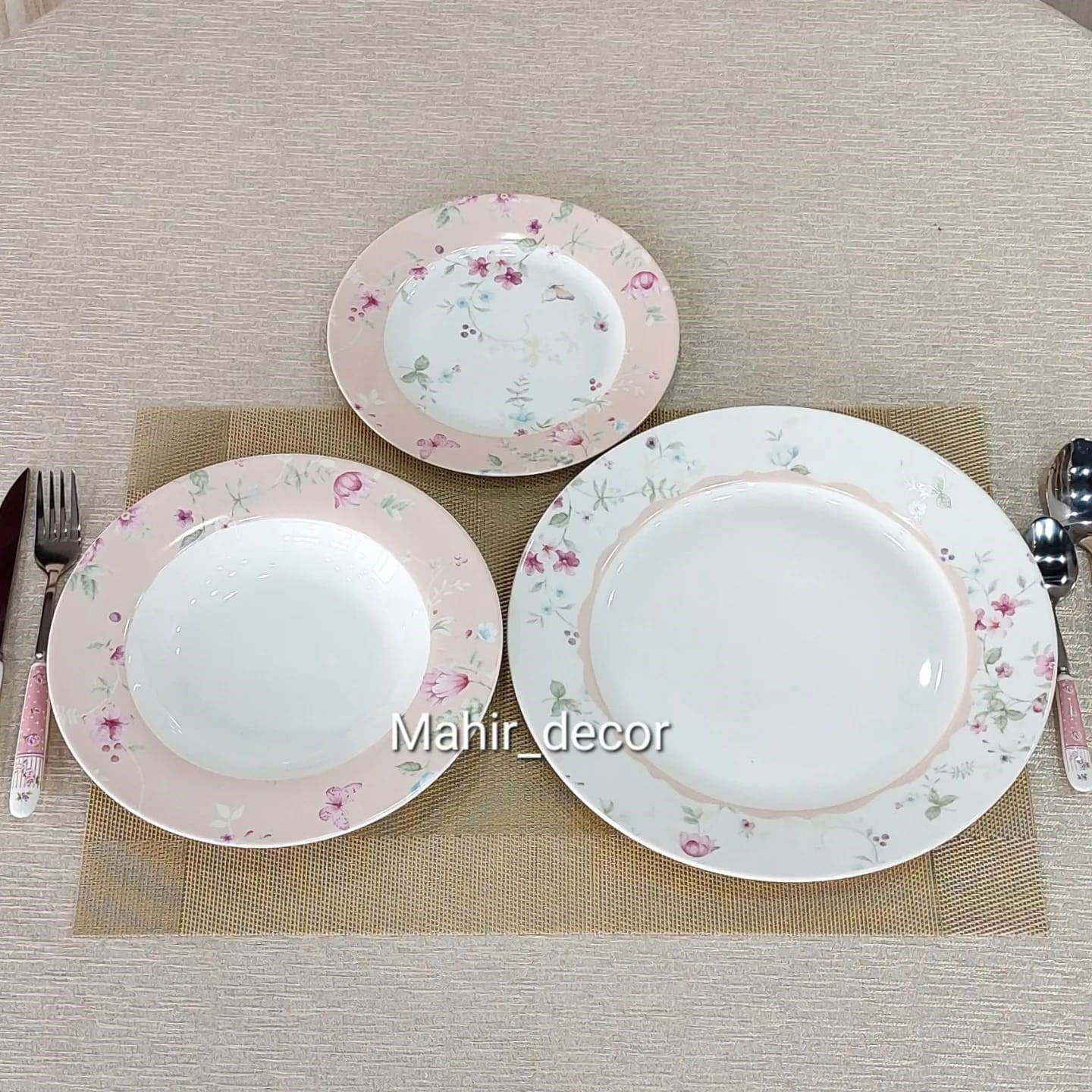 18 pcs breakfast set Floral Pink