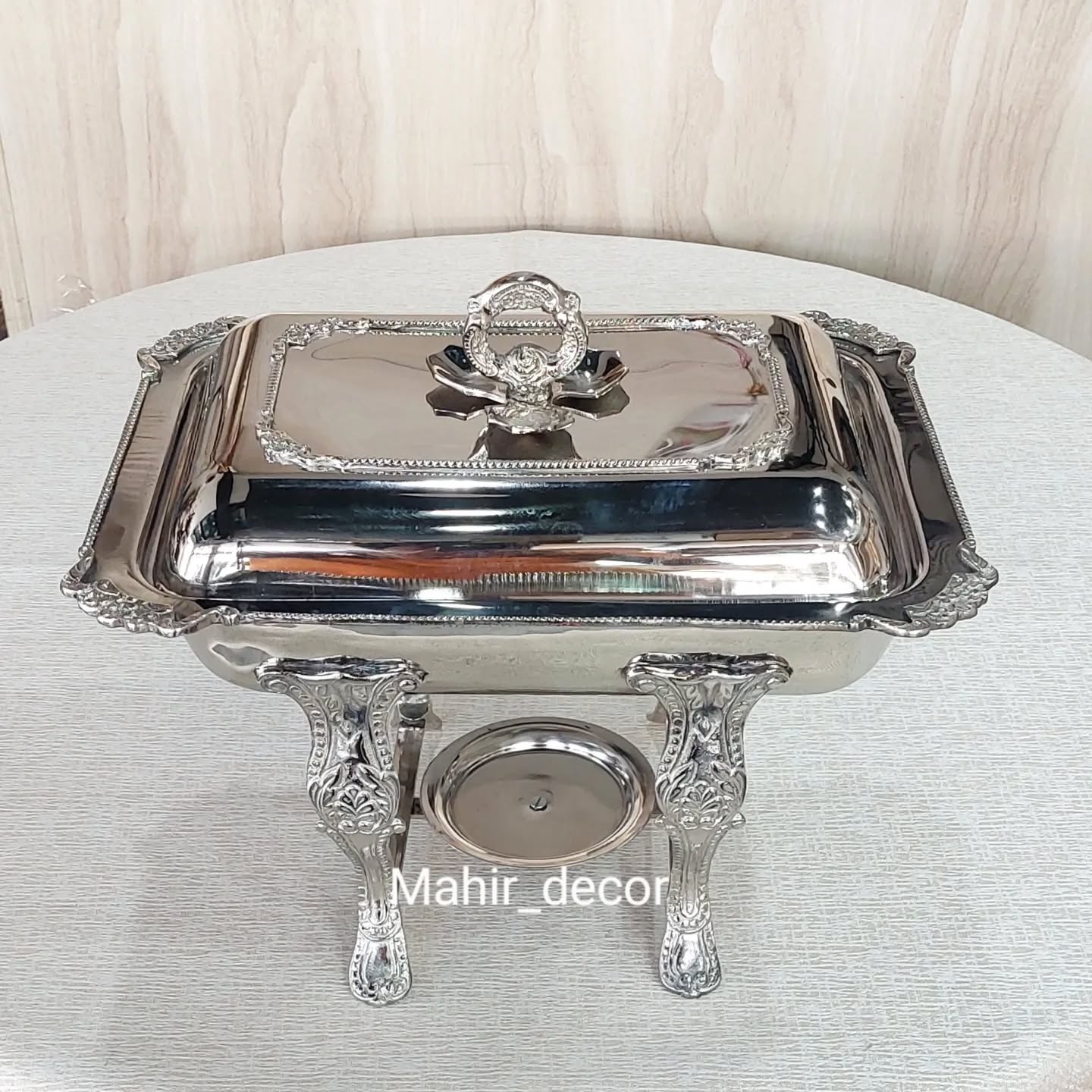 Rectangular chafing dishes