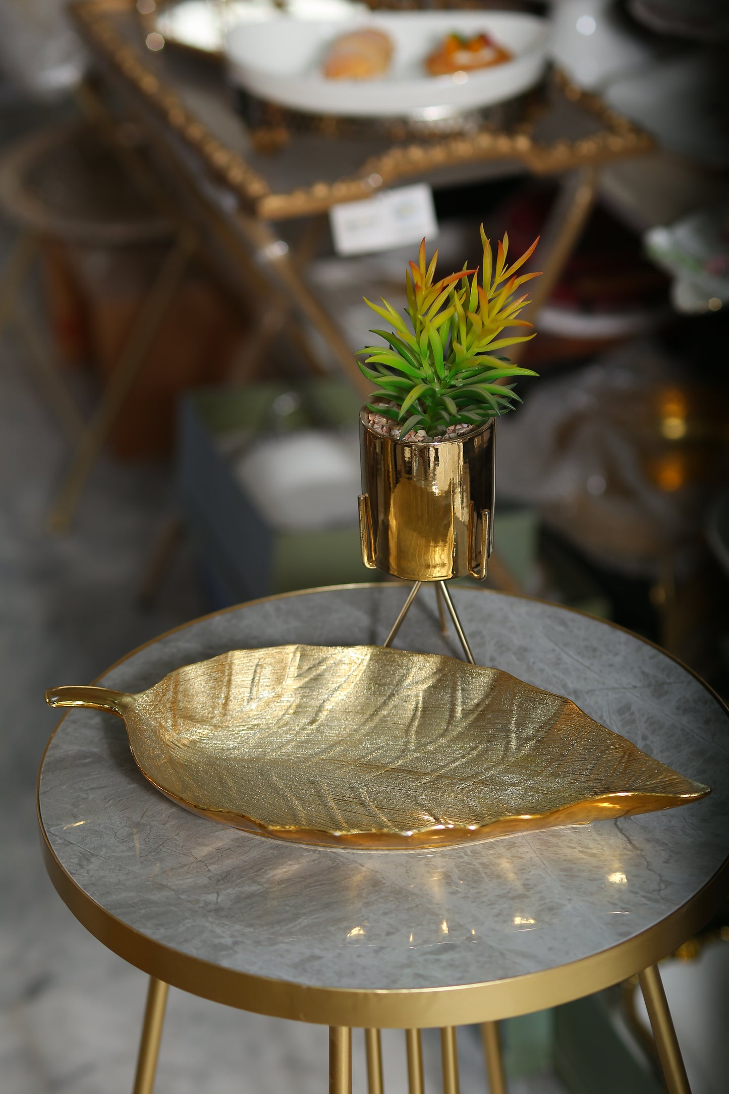 Serving leaf Platter