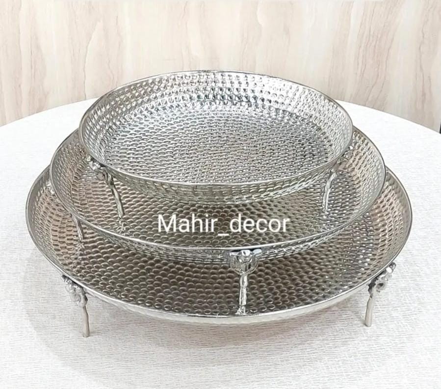 Brass beaten platters