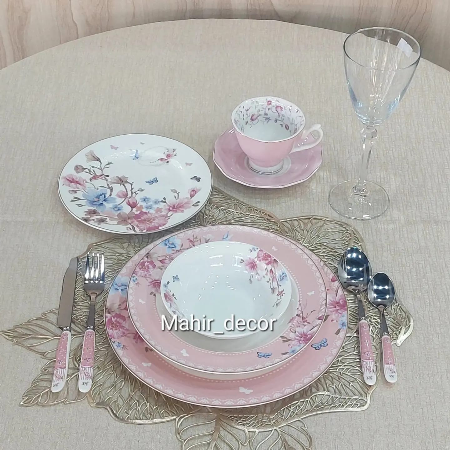 Pink crockery dinner clearance sets