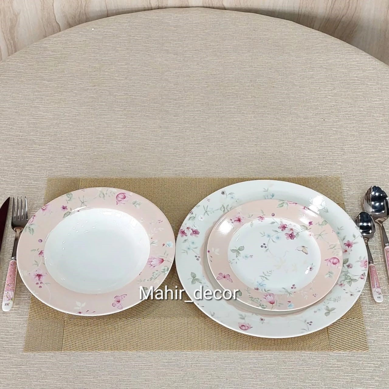 18 pcs breakfast set - Floral Pink