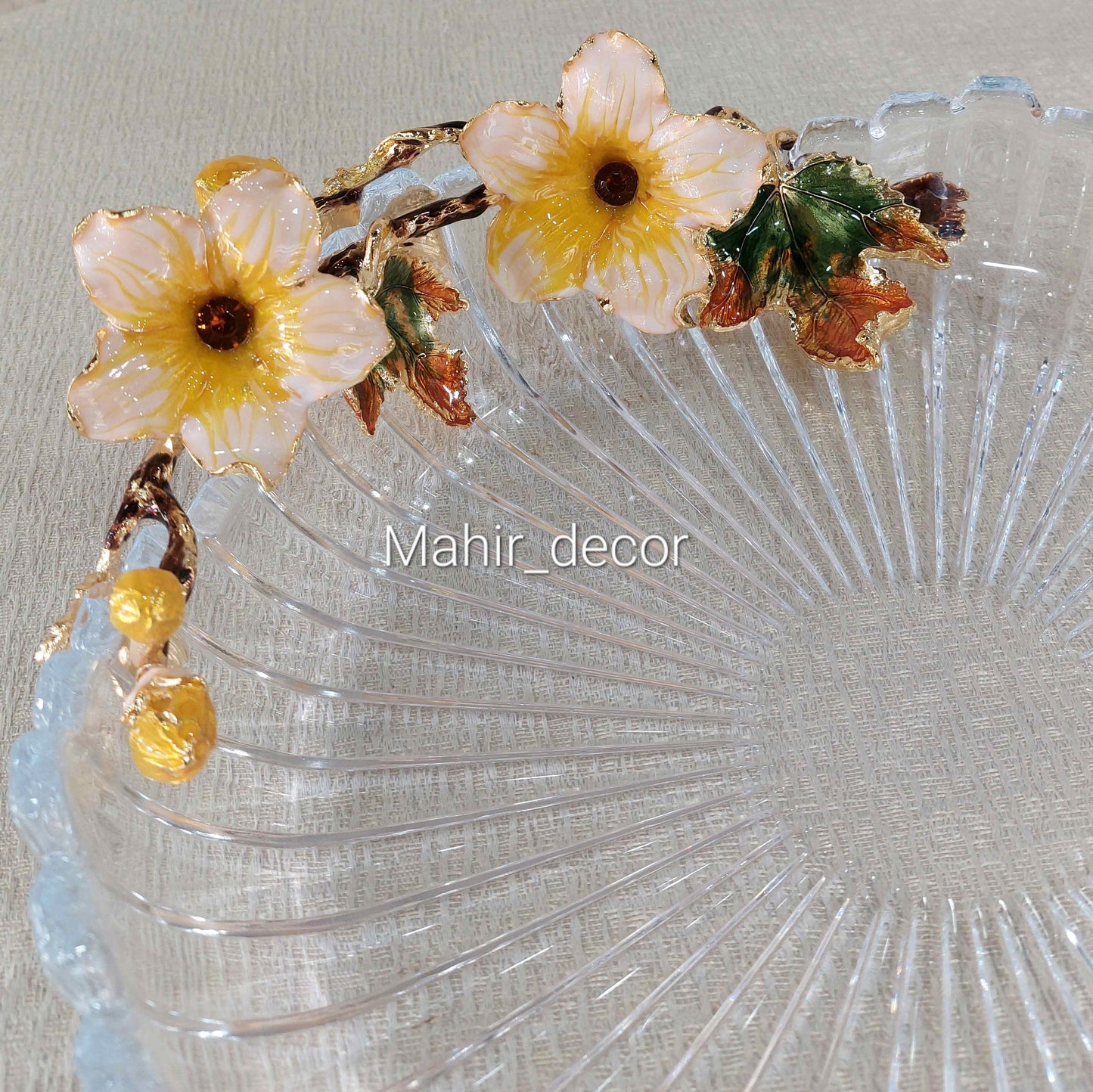 Crystal serving dish