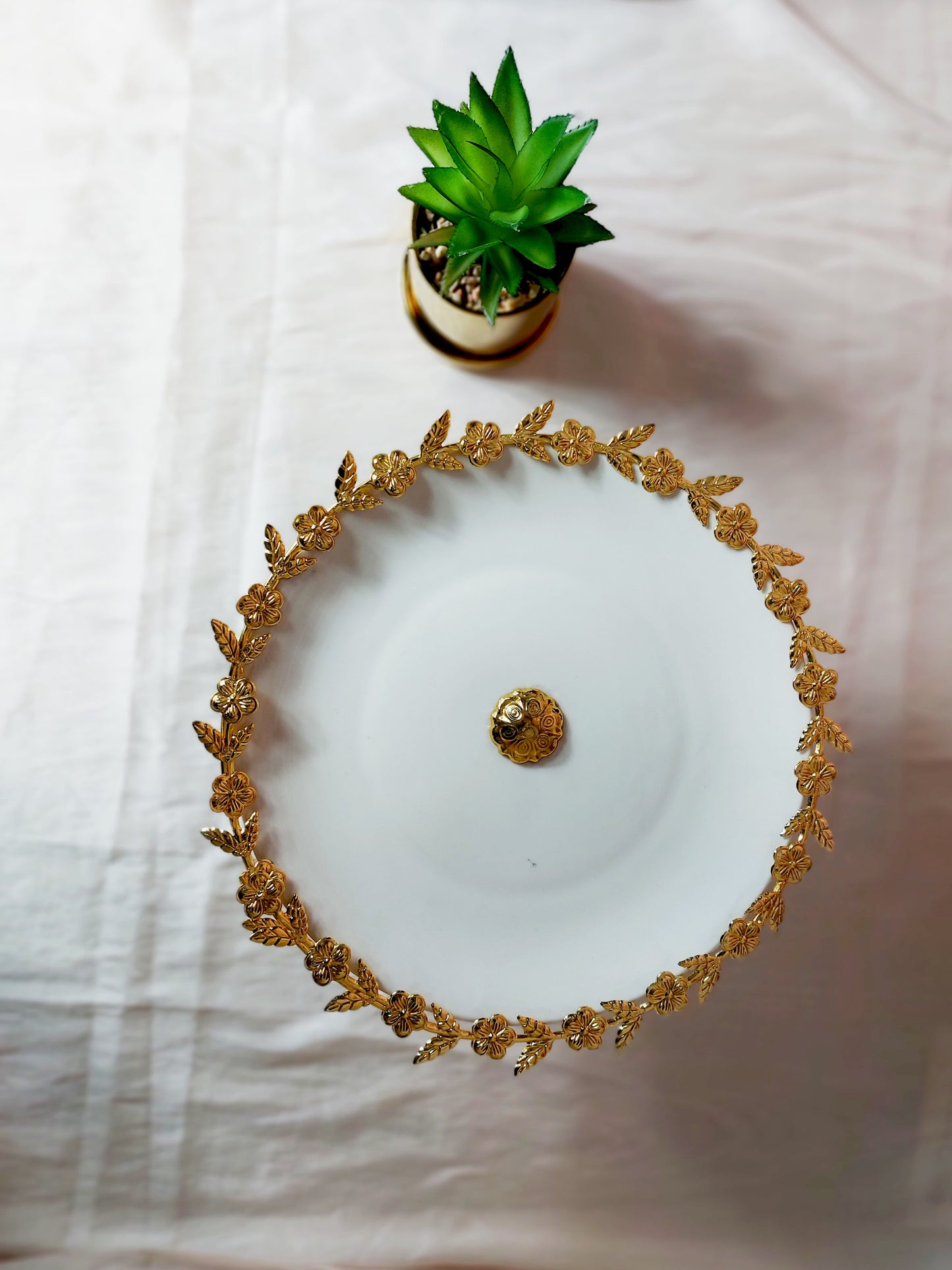 Heighted  Serving platter