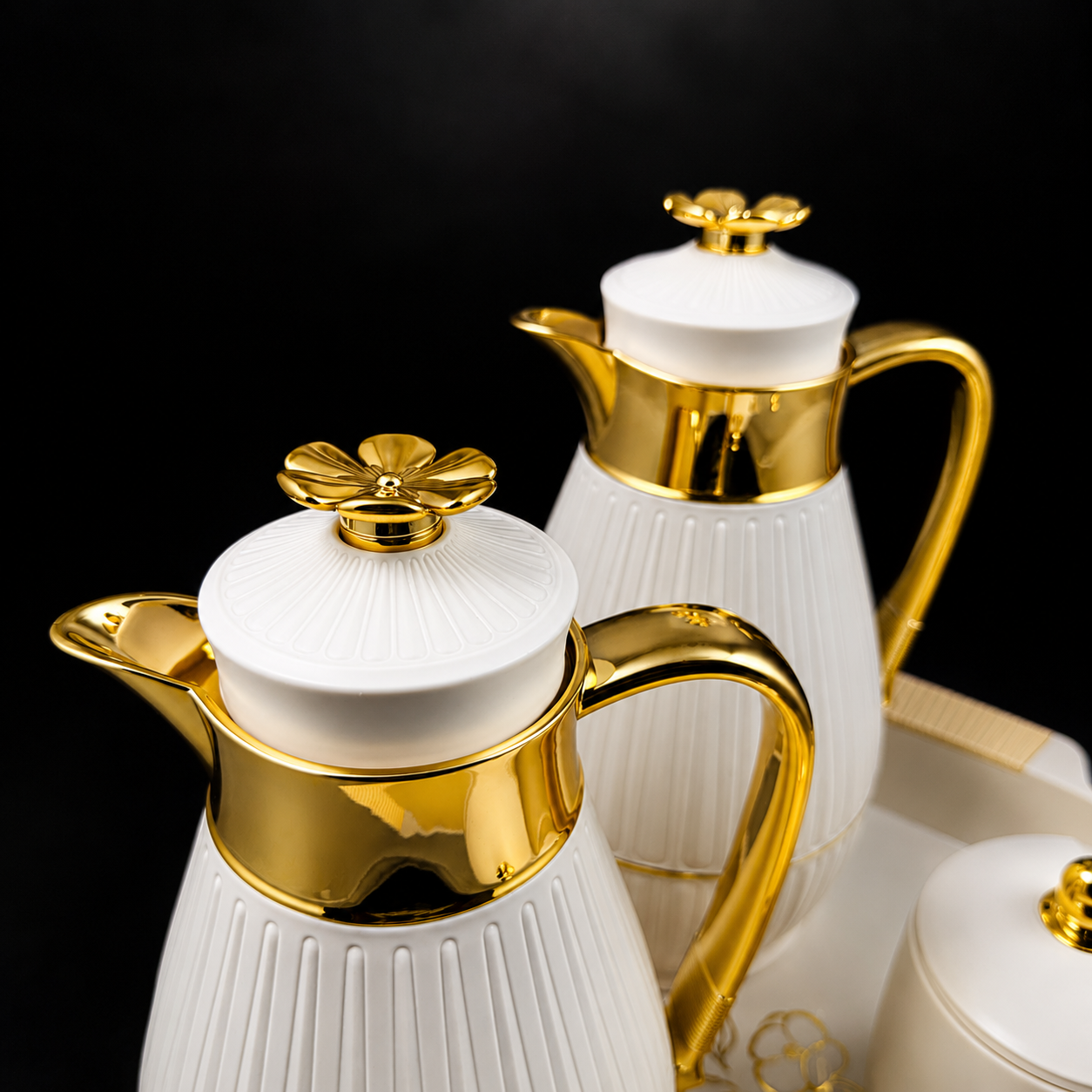 Blossom Fluted Ivory & Gold Thermal Serving Set