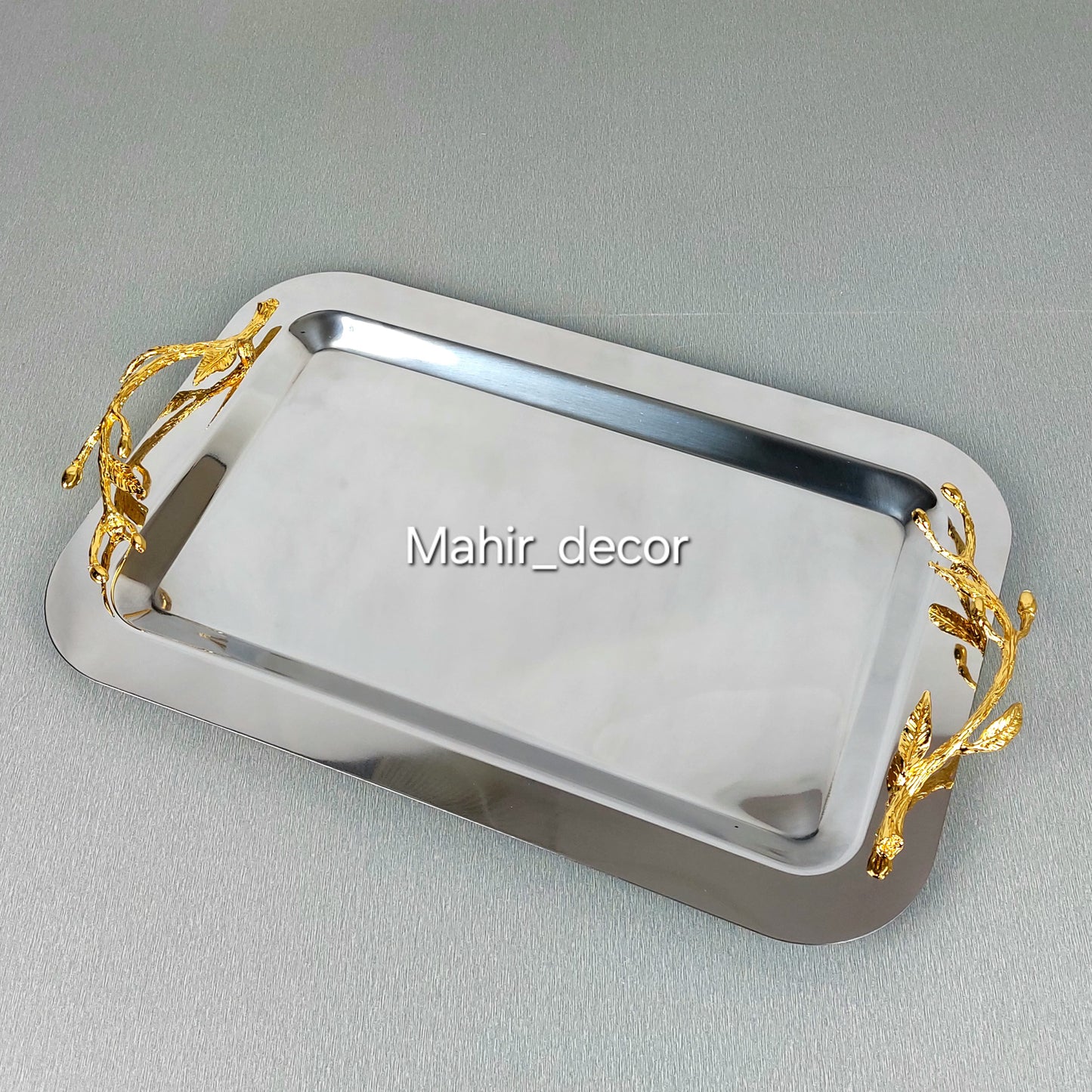 Serving tray