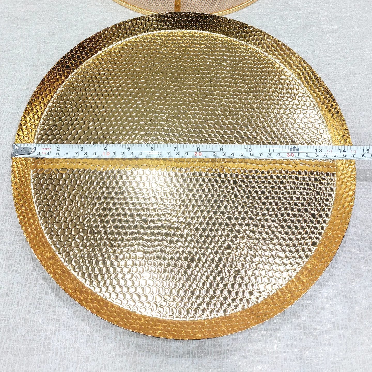 Hammered platter with lid