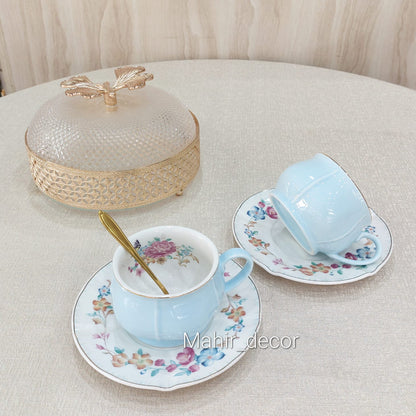 Cups and saucers set