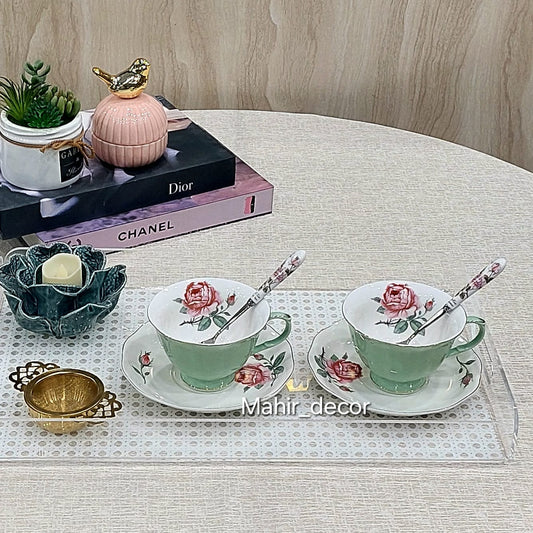 6 cups and saucers set