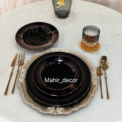 Plates set