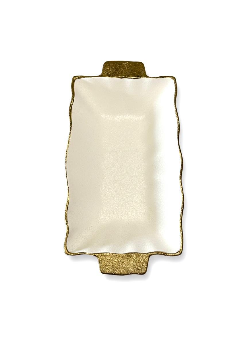 Serving Deep  Platters