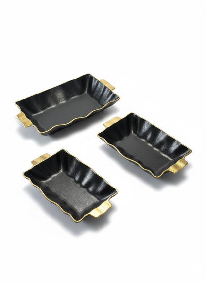 Serving  Deep Platter