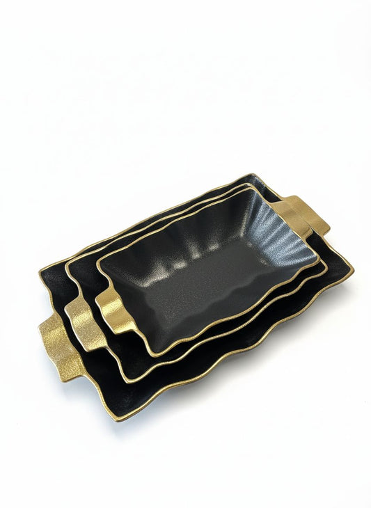 Serving  Deep Platter