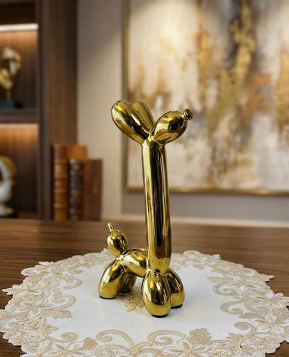 Balloon Dog Statue