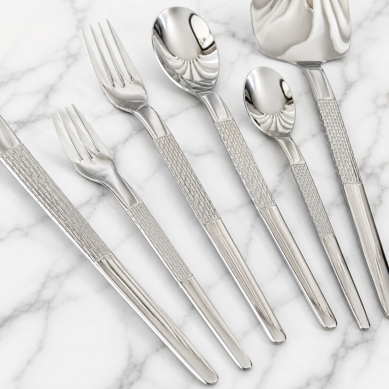 Silver Textured Cutlery Set