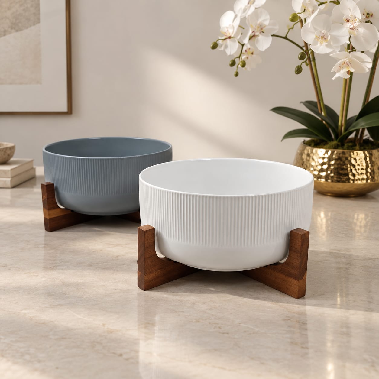 Salad Bowl with wooden frame