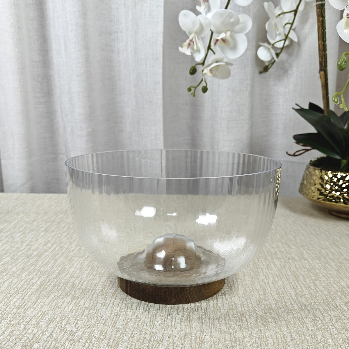 Salad Bowl with wooden base
