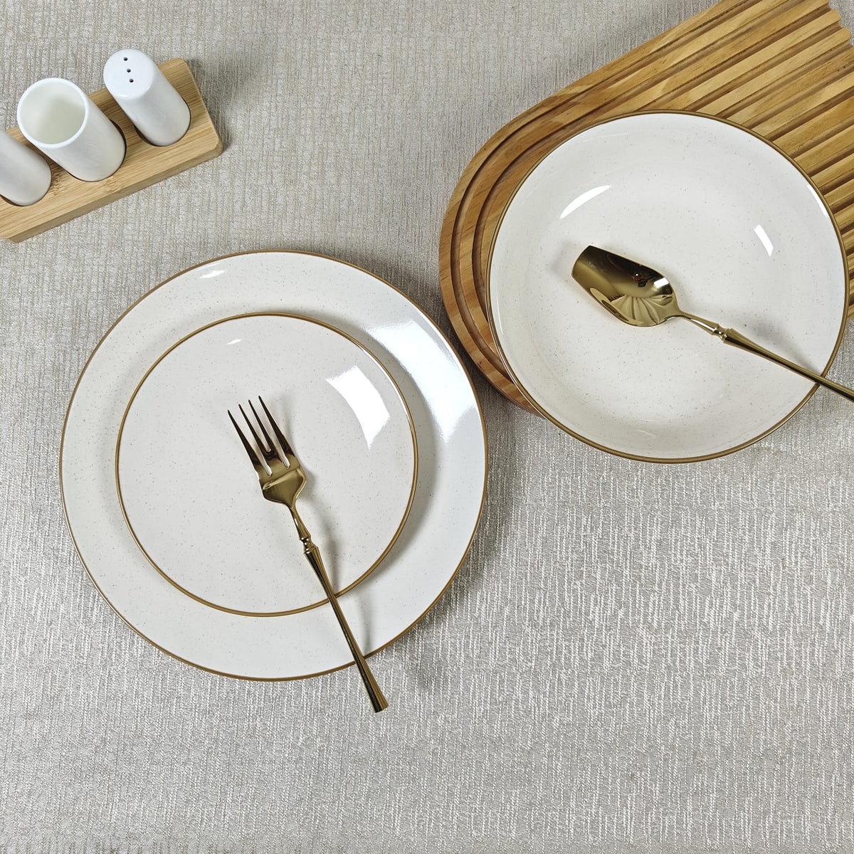 Cream finish breakfast set